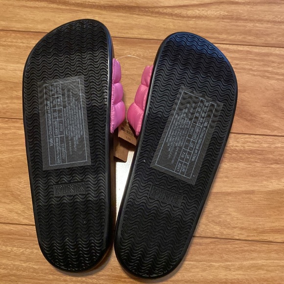 SALE NWT Victoria Secret Pink size L, Pink Soft Cushion Wide Strap SLIDES SHOES - Picture 7 of 8